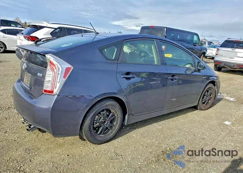 2015 Toyota Prius z USA, uszkodzony, nr VIN JTDKN3DU0F0449731